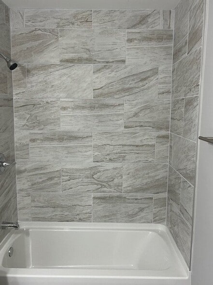 Building Photo - 2216 Minnear St