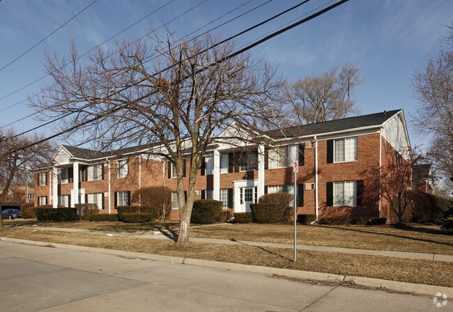 Primary Photo - Medford Place Apartments