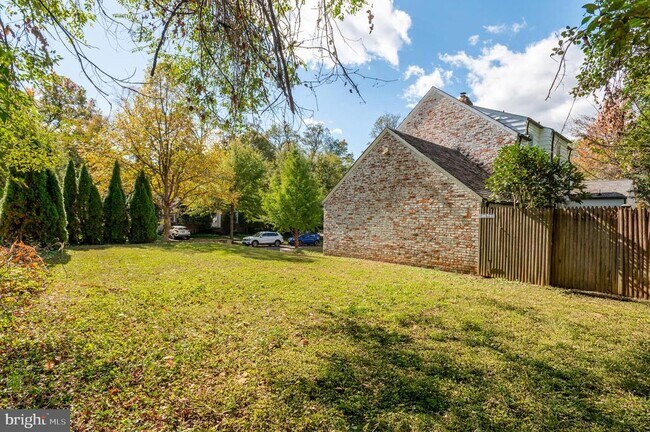 Building Photo - 4849 Rodman St NW