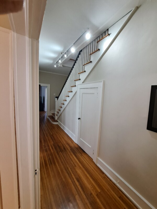 Building Photo - 723 Arsenal Pl