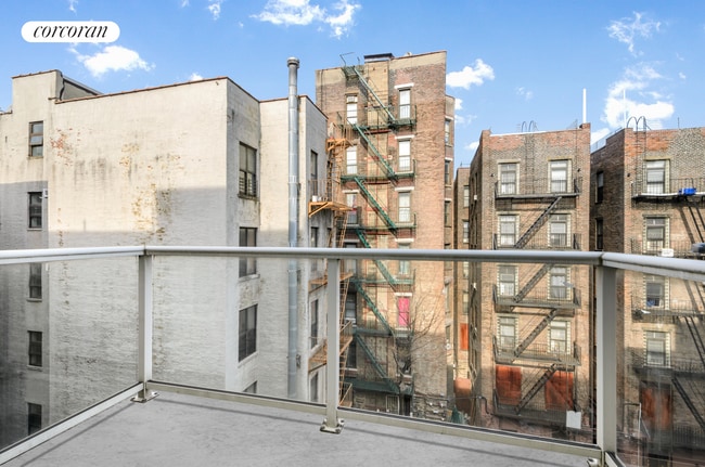 Building Photo - 111 E 115th St
