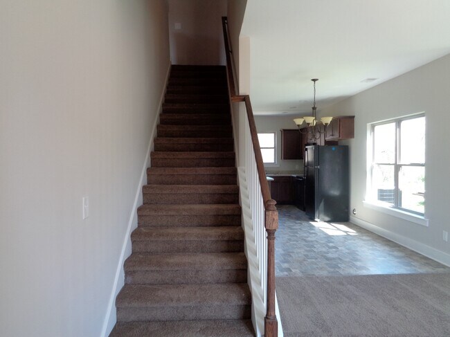 Building Photo - Beautiful Home for Rent in Tuscaloosa... Available to View with 48-hour Notice!!!