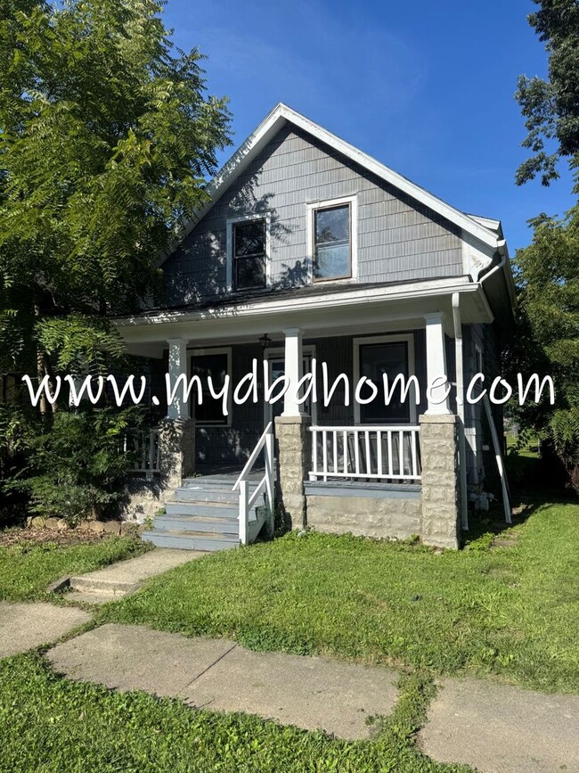 Building Photo - 3414 S Harrison St