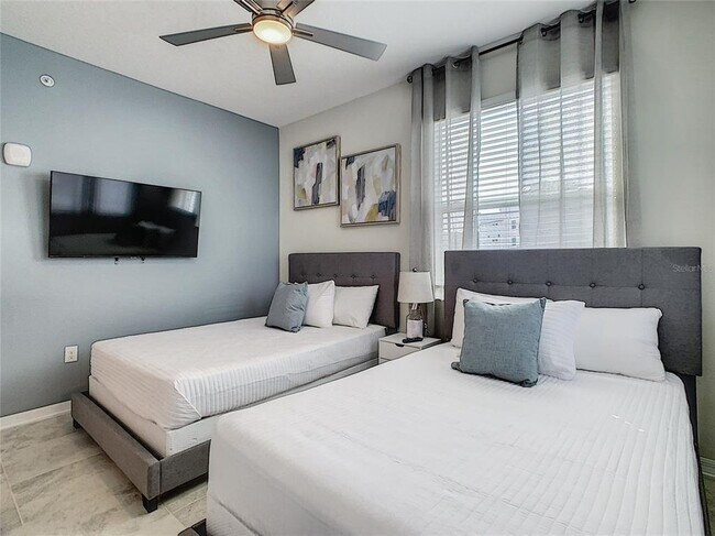 Building Photo - 4741 Clock Tower Dr