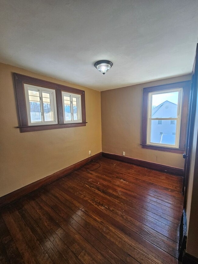 Building Photo - 3-bedroom 1-bath home 44314