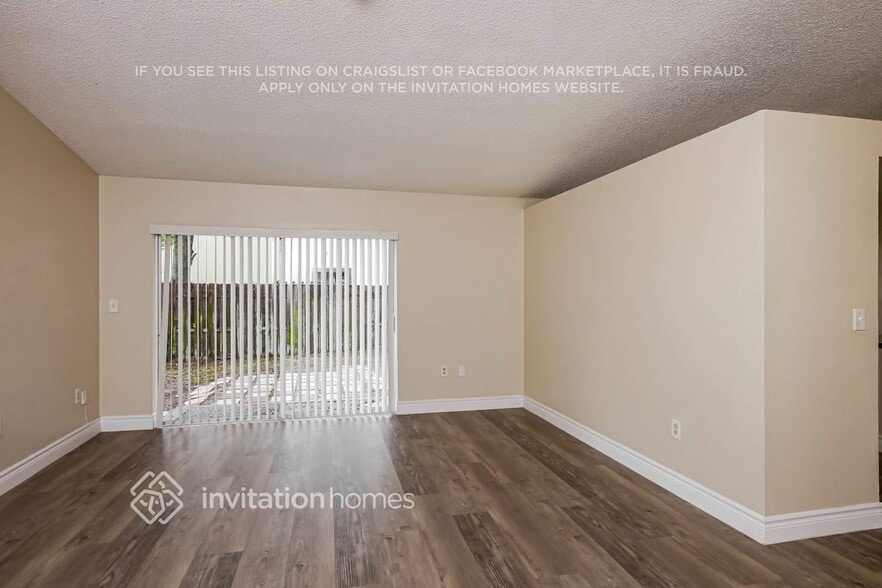 Building Photo - 6572 NW 197th Ln