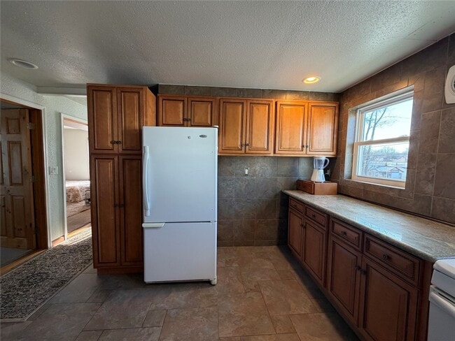 Building Photo - 91 Grand Ave