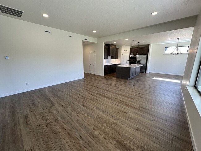 Building Photo - Brand New 3-Bed, 2-Bath Home for Lease – 1,877 sq ft in South Richland