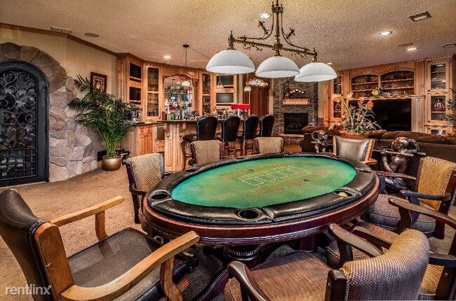 Building Photo - 4 br, 4.5 bath House - 2849 Aspen Lake Dr NE