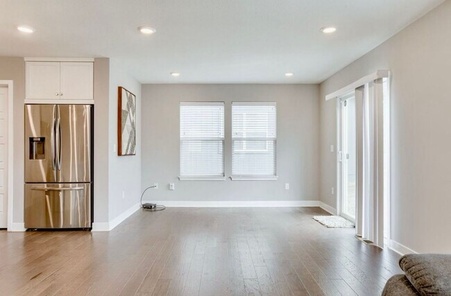 Building Photo - !! MOVE IN SPECIAL: Get 50% OFF on 1st Full Month's Rent when lease is signed by 11/30/2025 !!