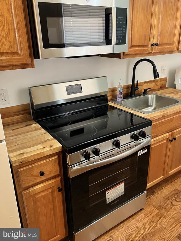 Building Photo - 1109 S 23rd St