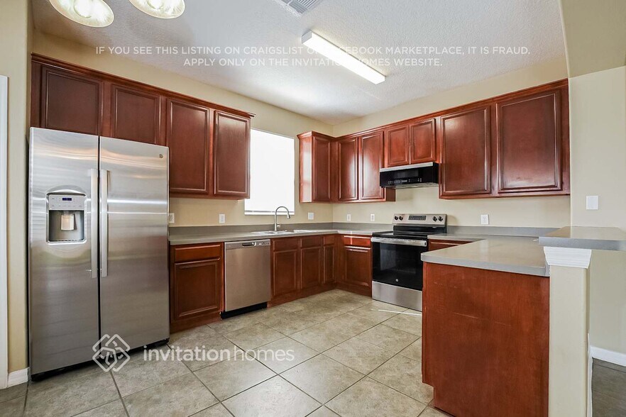 Building Photo - 14612 Chloe Ct