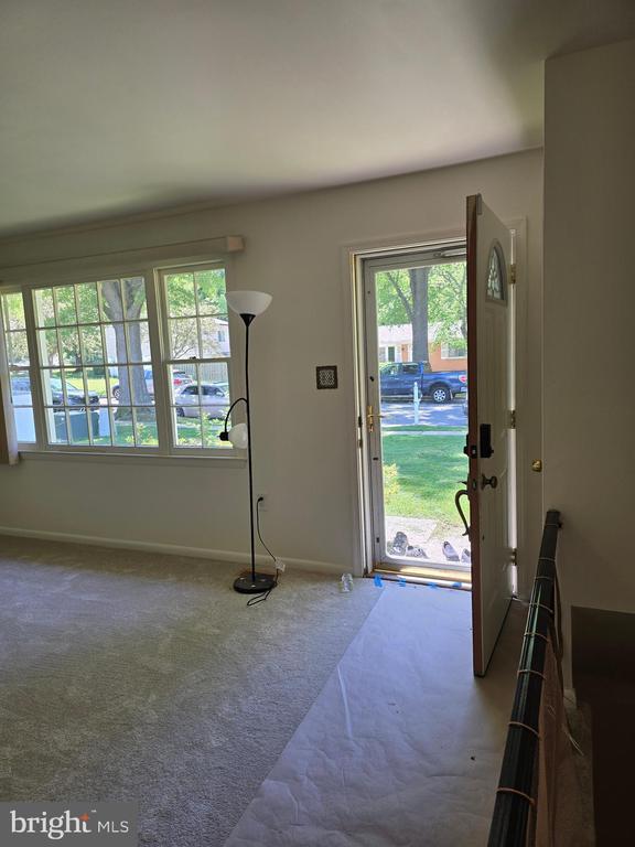 Building Photo - 10206 Farrar Ave