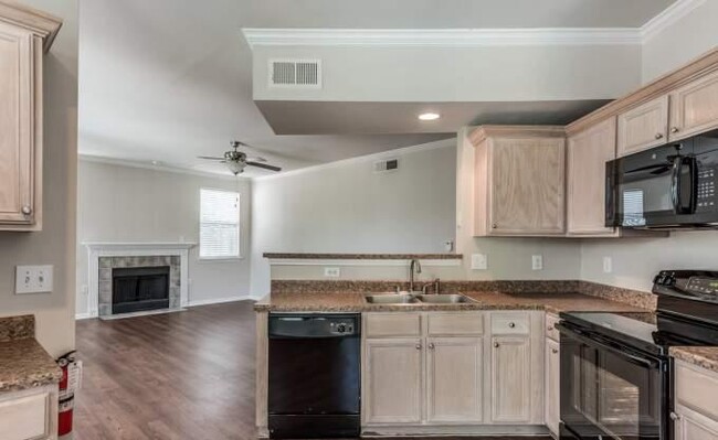 Building Photo - 1 bedroom in Kingwood TX 77339