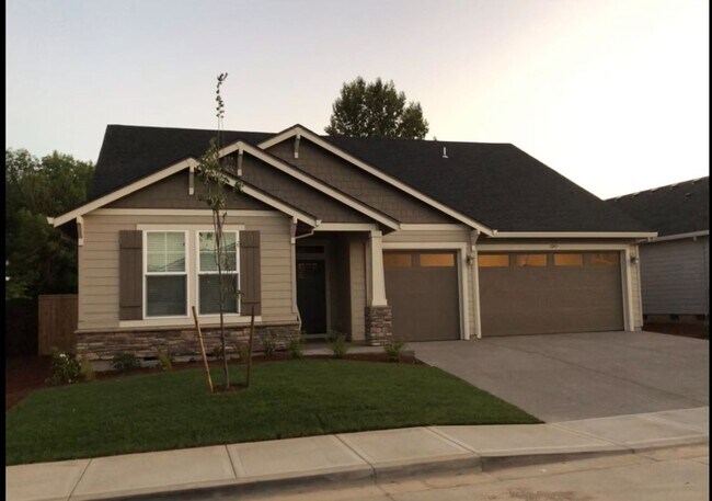 Primary Photo - BEAUTIFUL SINGLE LEVEL RANCH, CENTRAL AIR,...