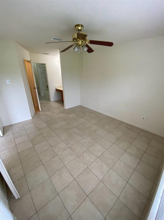 Building Photo - 6666 Harbor Town Dr