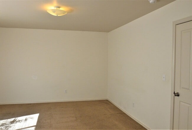 Building Photo - 11906 Copper Mountain Dr