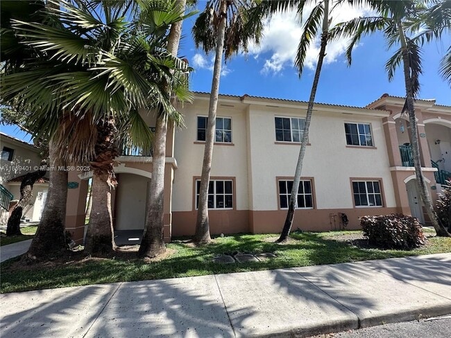 Building Photo - 1261 SE 31st Ct