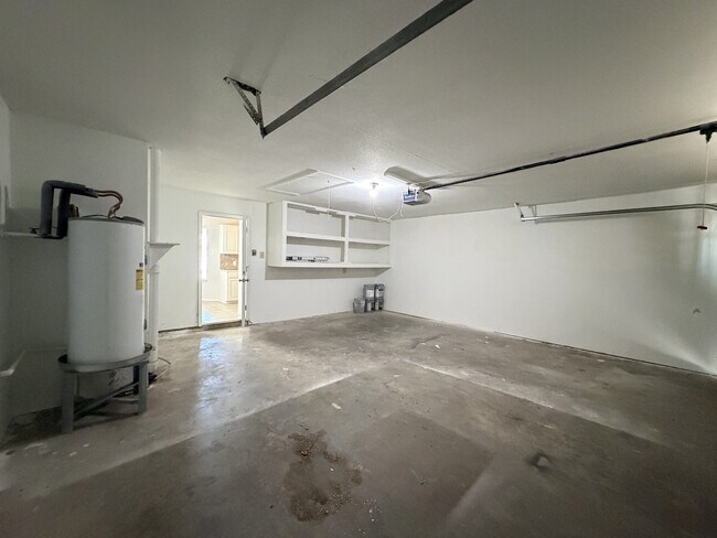 Building Photo - 7326 New Brunswick Dr