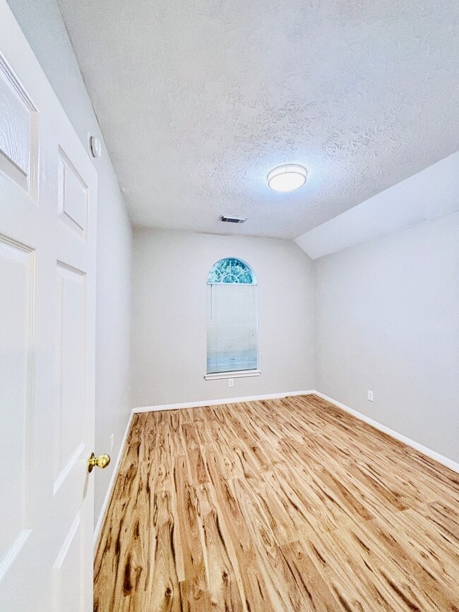 Building Photo - 3759 Heritage Colony Dr