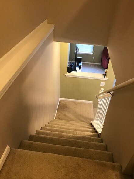 Building Photo - 2149 Knotty Pine Trail