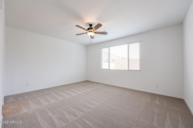 Building Photo - 14752 W Smoketree Dr