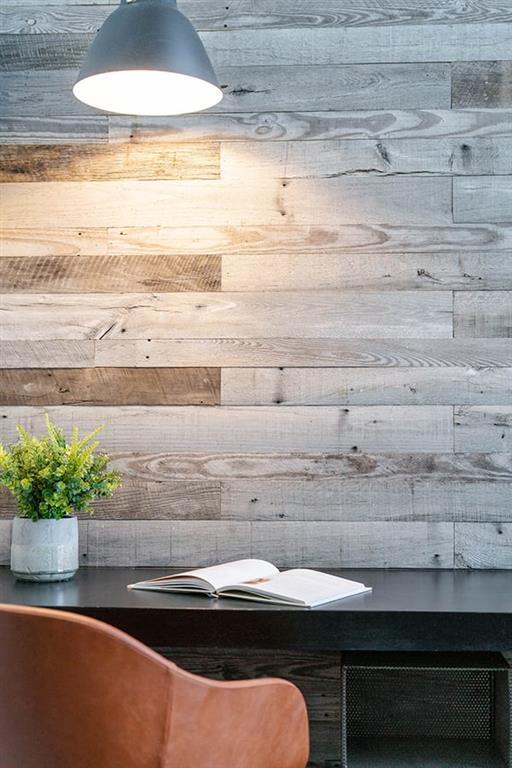 Building Photo - LA SIERRA APARTMENTS