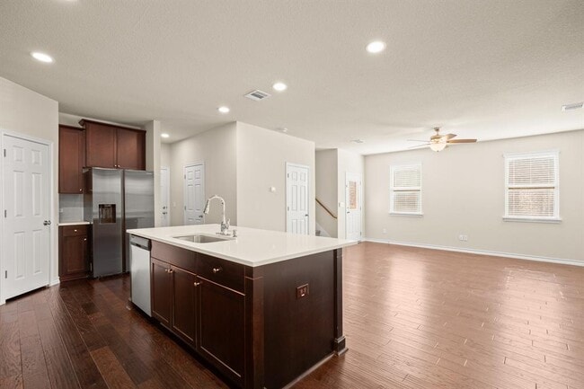 Building Photo - 1700 W Broade St