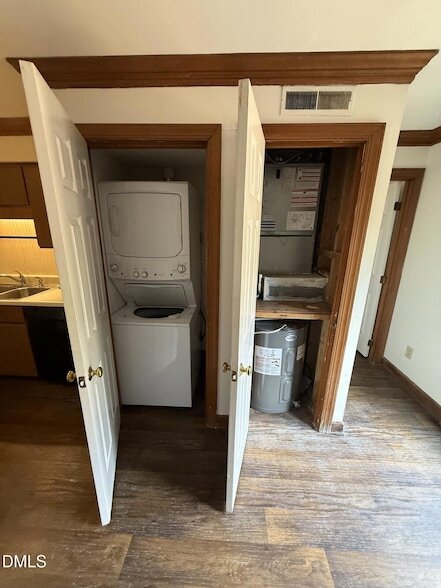 Building Photo - 3603 Helix Ct