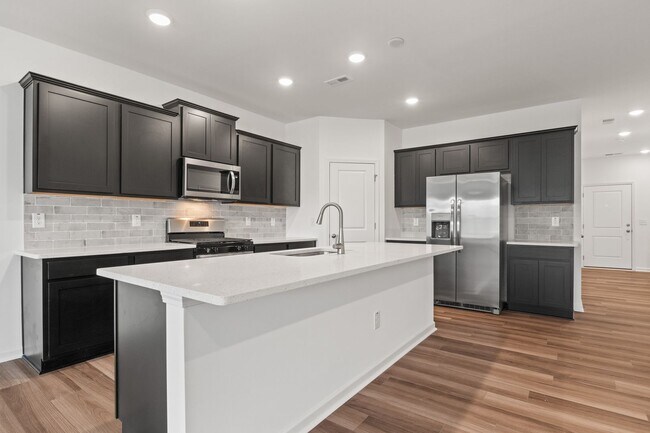 Building Photo - 3 Bed 2.5 Bath Townhome at Cambrey Crossing.
