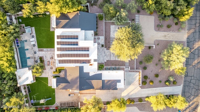 Building Photo - 6636 N 48th St