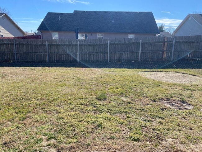 Building Photo - Single-Family Home in Evergreen Ridge, Hollister