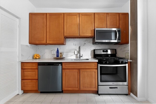 Building Photo - 6045 JFK Blvd E