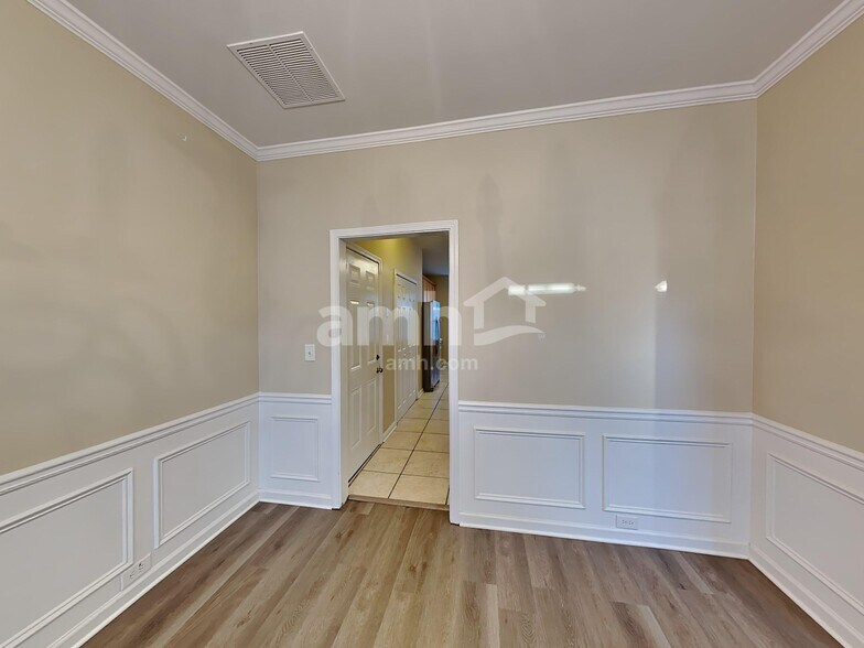 Building Photo - 2632 Back Creek Chase