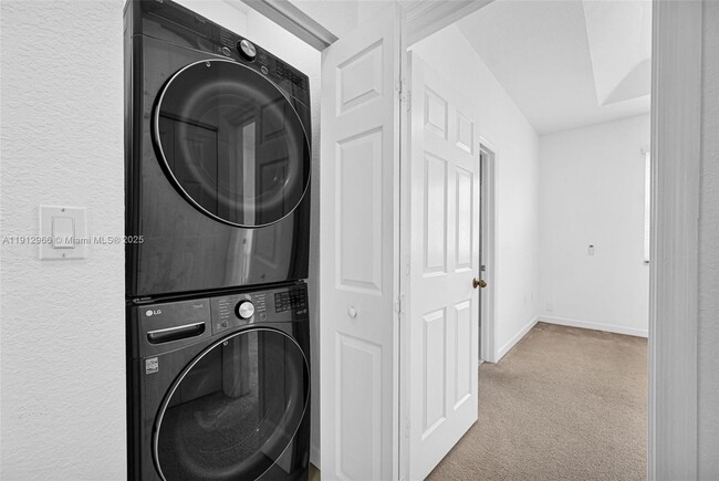 Building Photo - 22264 SW 93rd Ct