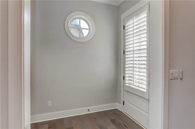 Building Photo - 1007 Fendley St