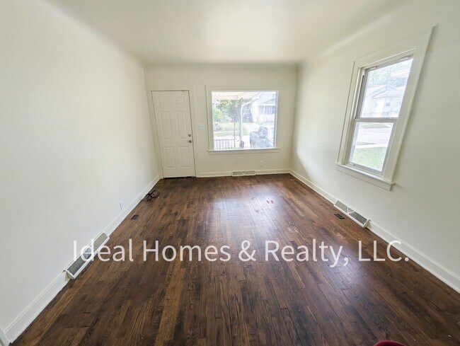 Building Photo - 1123 Ida Ave
