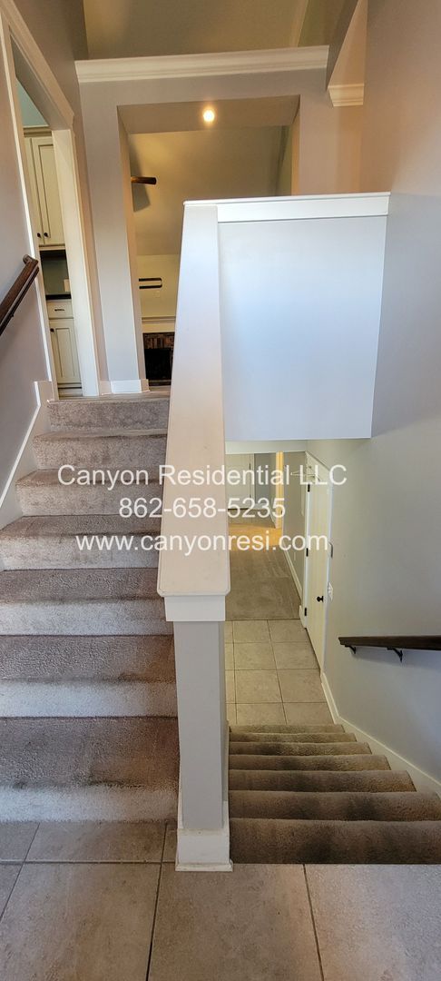 Building Photo - 7451 Pfizer Dr