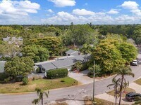 Building Photo - 3424 Tanglewood Dr