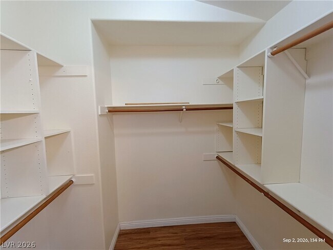 Building Photo - 3409 Edenville Dr