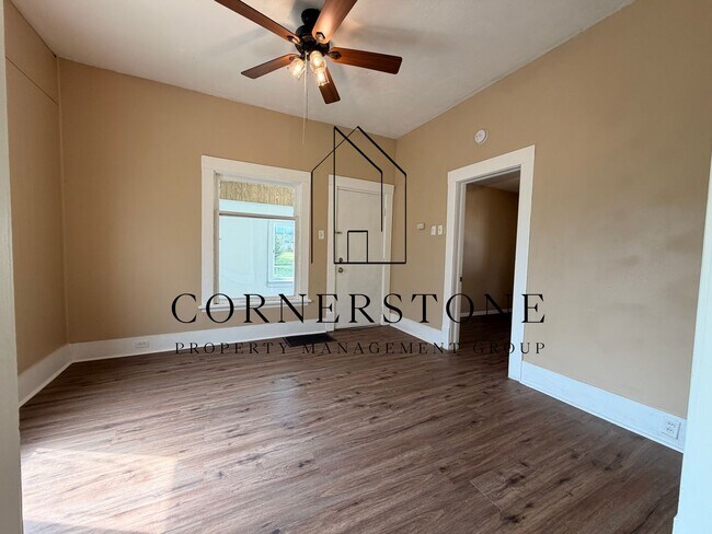 Building Photo - 829 S 18th St