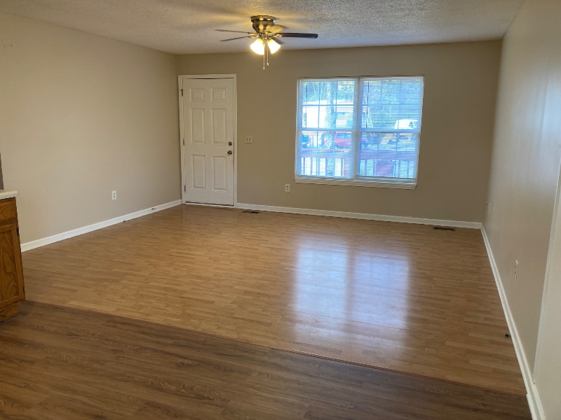 Building Photo - 1709 Daytona Ct