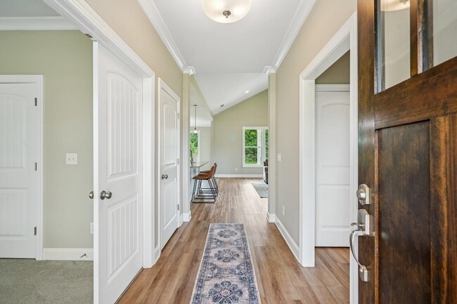Building Photo - 202 Sage Ct