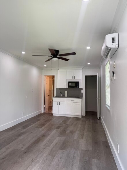 Building Photo - 2500 Franklin Dr