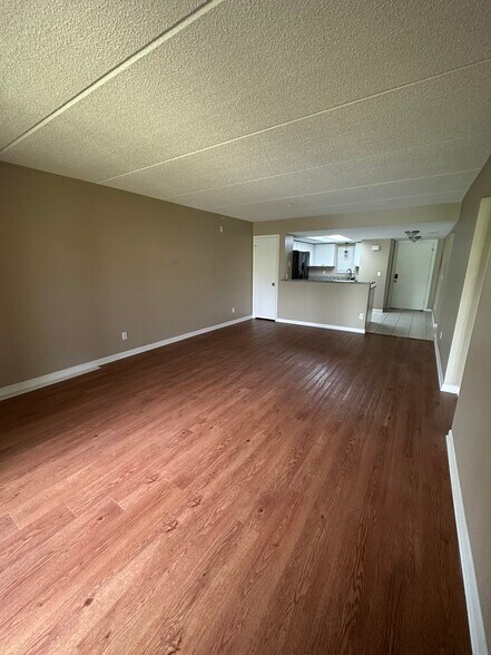 Building Photo - 1000 Tarpon Woods Blvd