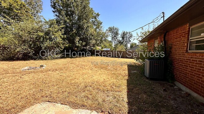 Building Photo - 4300 Bonaparte Blvd