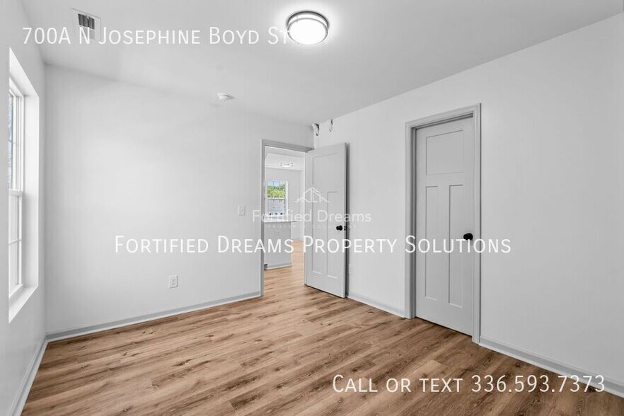 Building Photo - 700 N Josephine Boyd St