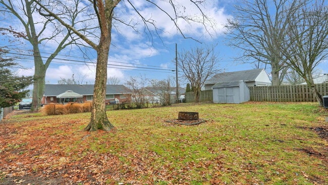 Building Photo - 1631 Lucks Rd