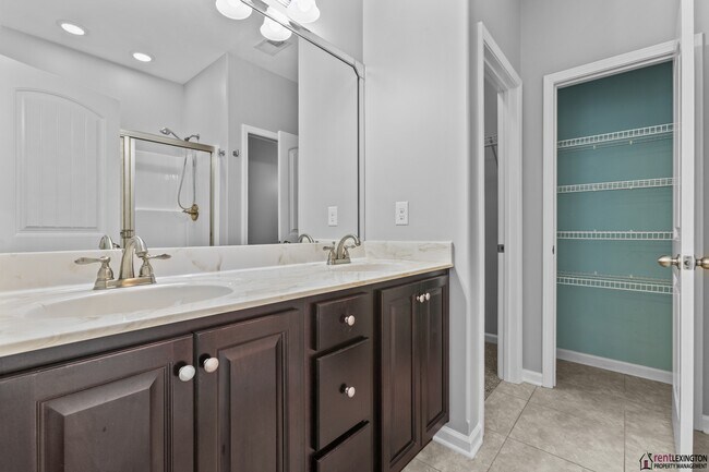 Building Photo - 111 High Hope Ln