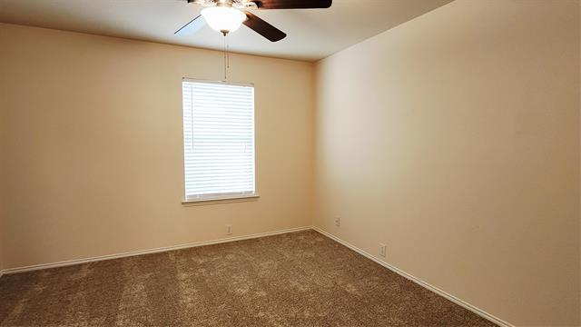 Building Photo - 3003 Elderberry Dr